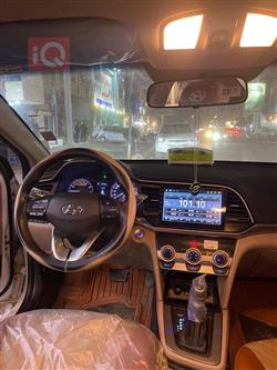 هیوندای ئەلەنترا